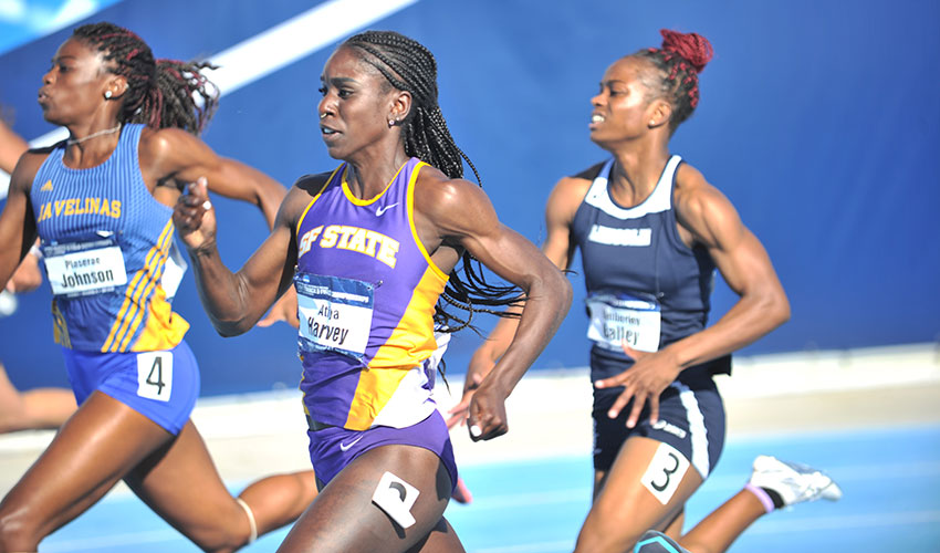 SF State women's relay wins NCAA Division II 4x400 championship SF