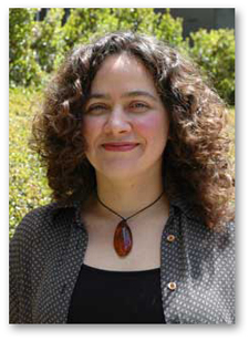 A photo of SF State Associate Professor of Mathematics Mariel Vazquez.